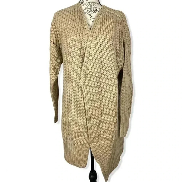 RD style brown acrylic cardigan - Picture 2 of 4